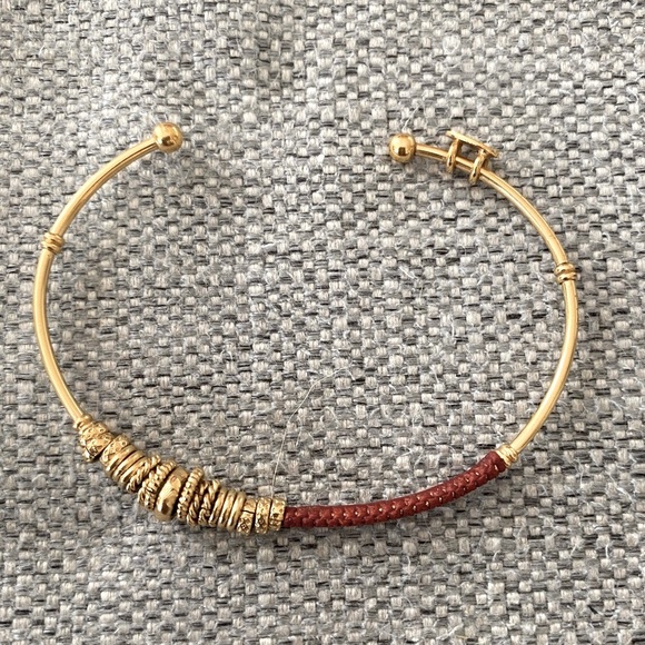 SOLD-BN✨GAS Bijoux Bangle Bracelets - Picture 2 of 11